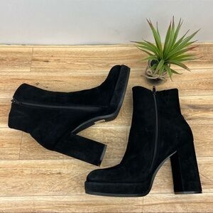 Jeffrey Campbell Spaced Block Heel Bootie sz 8.5